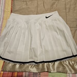 Nike Women's White Pleated Skirt